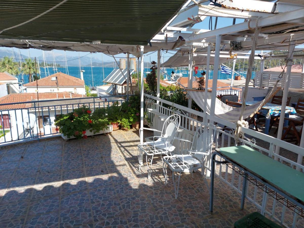Nikos Rooms And Studios Poros Town Zewnętrze zdjęcie