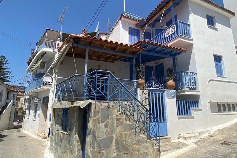 Nikos Rooms And Studios Poros Town Zewnętrze zdjęcie